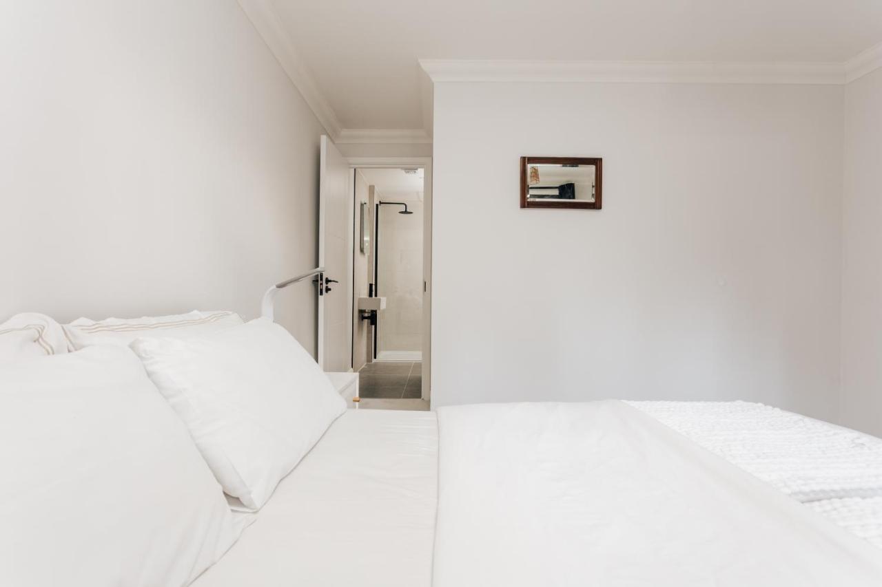 Premier Refurbished Central Flat ボーンマス エクステリア 写真