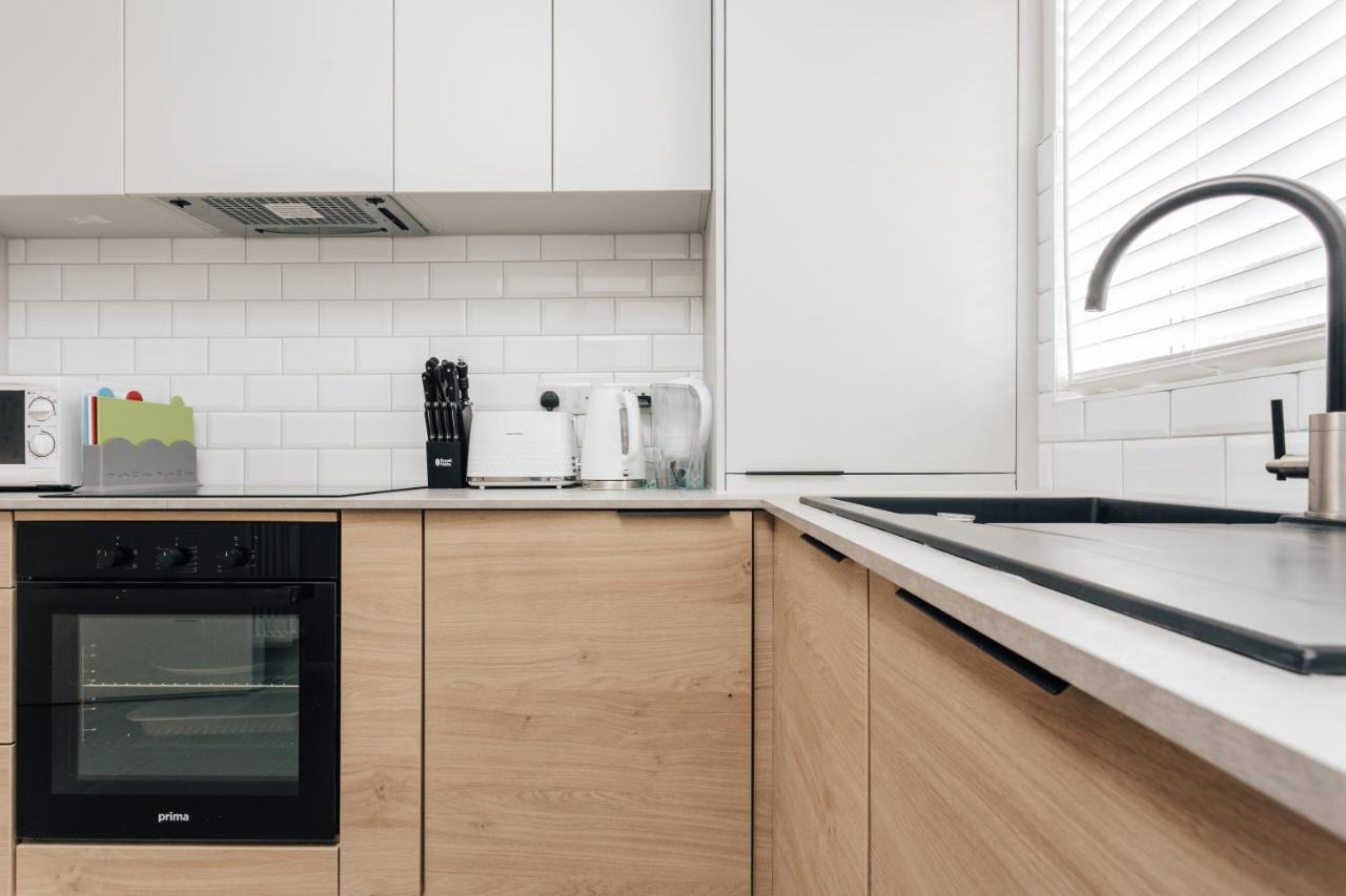 Premier Refurbished Central Flat ボーンマス エクステリア 写真