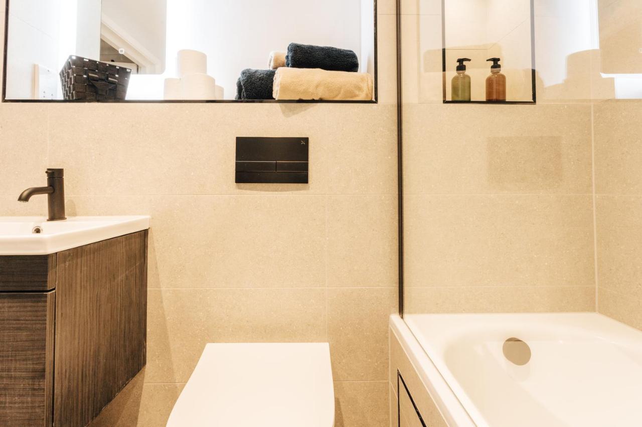 Premier Refurbished Central Flat ボーンマス エクステリア 写真