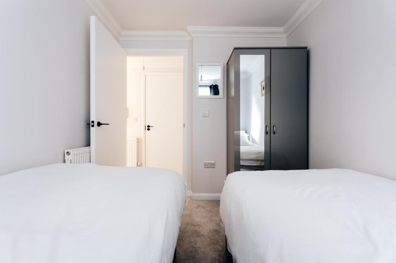 Premier Refurbished Central Flat ボーンマス エクステリア 写真