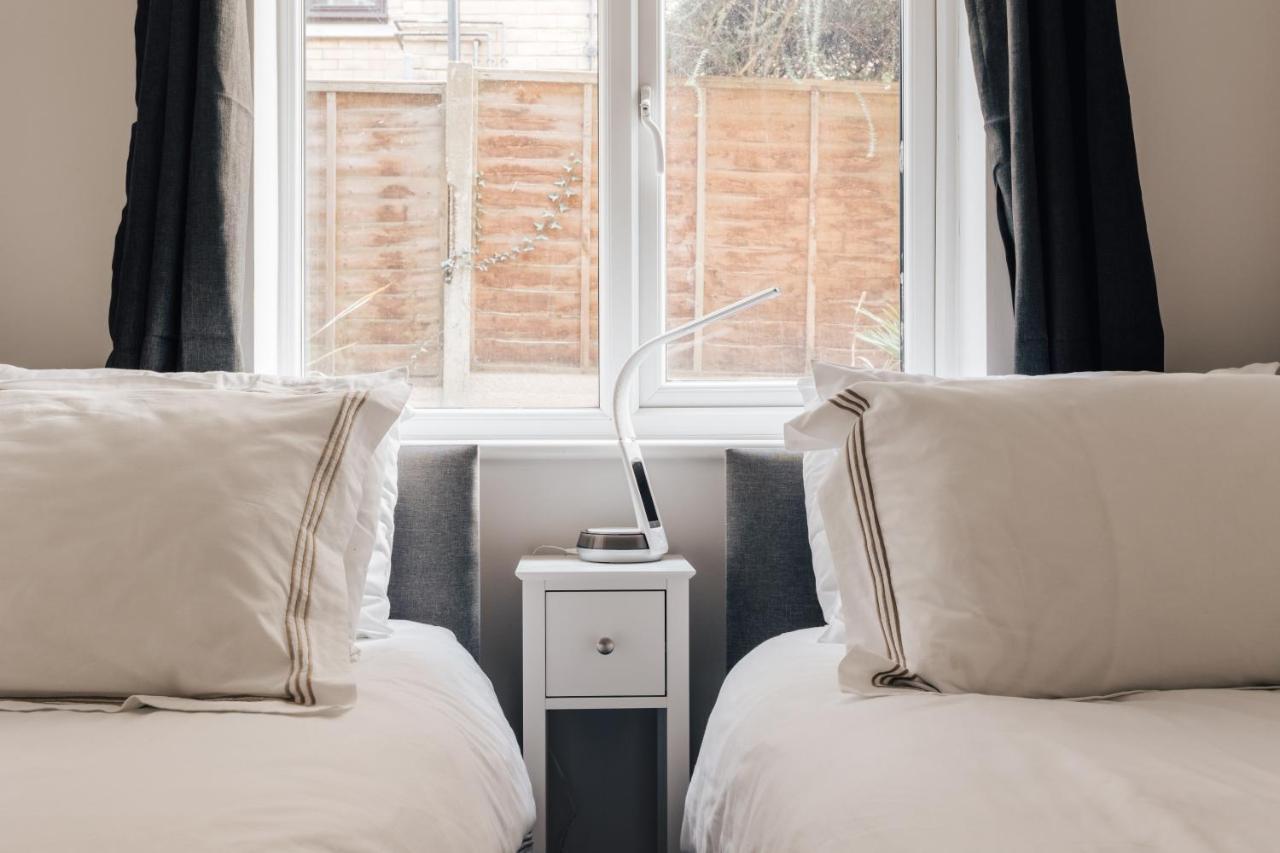 Premier Refurbished Central Flat ボーンマス エクステリア 写真